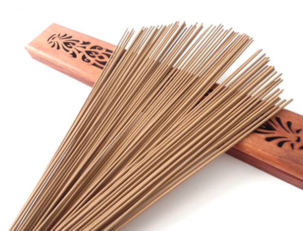 Nhang sạch là gì và vì sao chúng ta không nên dùng nhang hóa chất kém chất lượng?